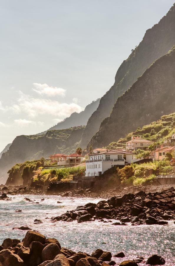 The Waves Studios Sao Vicente  Exterior photo